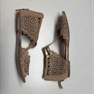 Elegant Arezzo Tan Women's Sandals